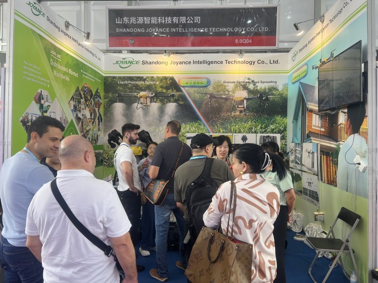 Joyance Tech attened the Canton Fair the cleaning drone JTC150 is very popular